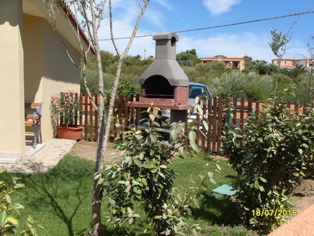 Casadelfaro Con Giardino A Pittulongu 600Metri Dalla Spiaggia Ольбія Екстер'єр фото