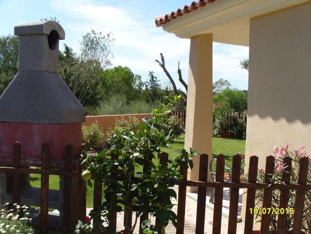 Casadelfaro Con Giardino A Pittulongu 600Metri Dalla Spiaggia Ольбія Екстер'єр фото